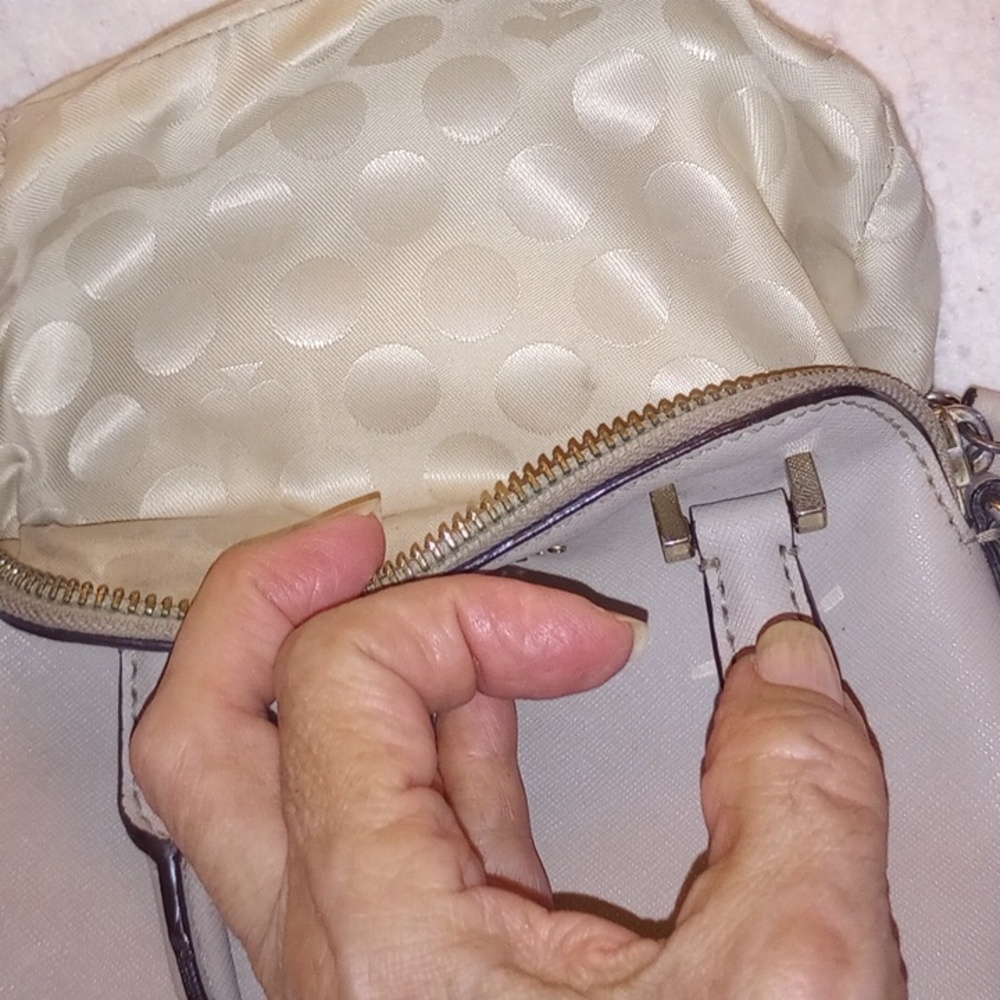 Kate Spade Crossbody Purse - Picture 6 of 10